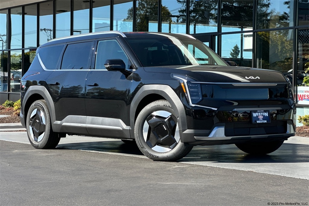 new 2026 Kia EV9 car, priced at $66,510