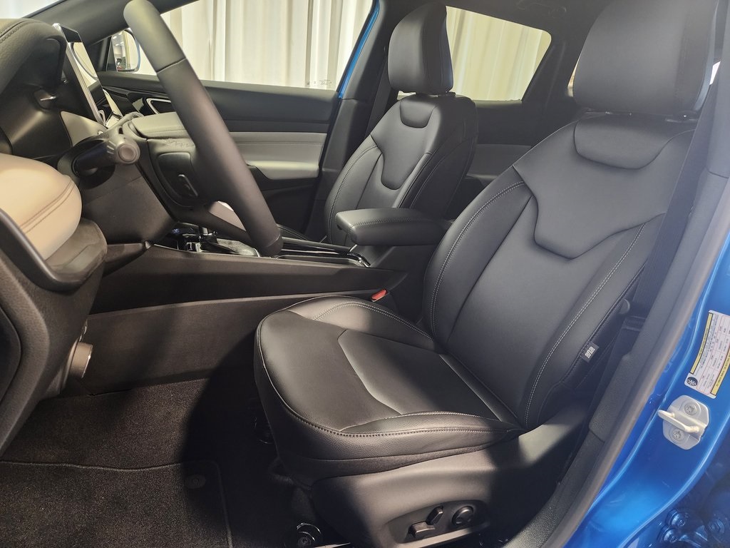 new 2025 Jeep Compass car, priced at $32,743