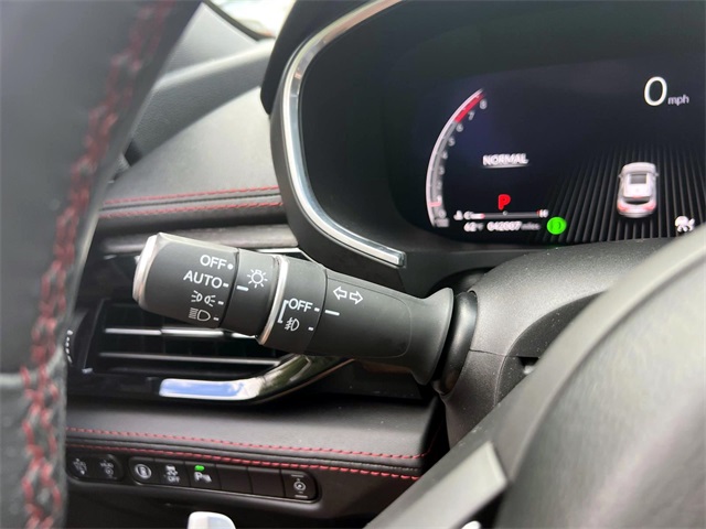 used 2022 Acura MDX car, priced at $47,238