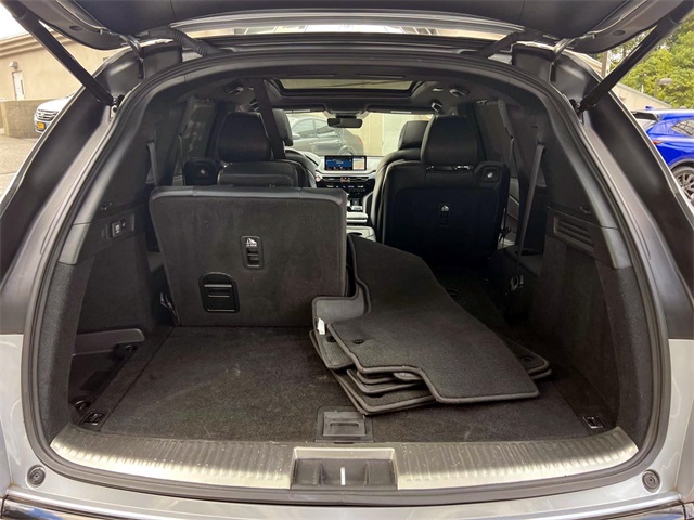 used 2022 Acura MDX car, priced at $47,238