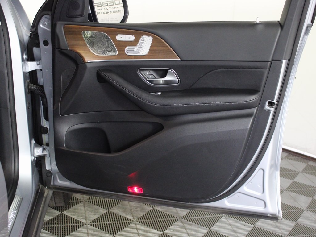 used 2024 Mercedes-Benz GLE car, priced at $57,688