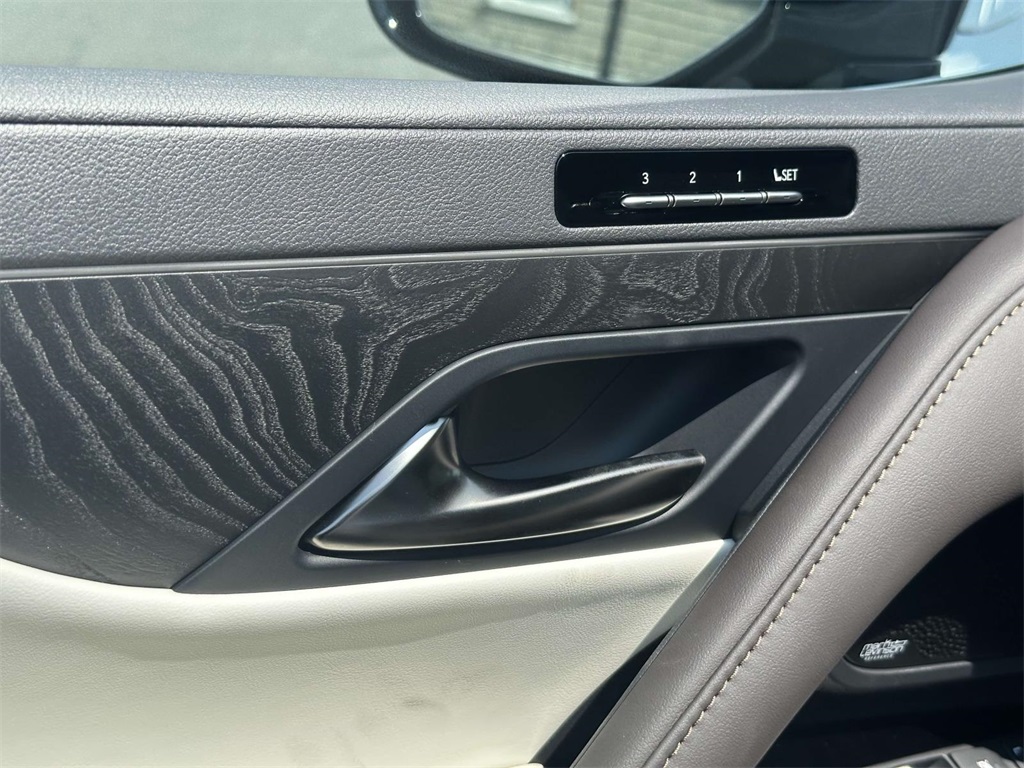 new 2025 Lexus LX car, priced at $117,683