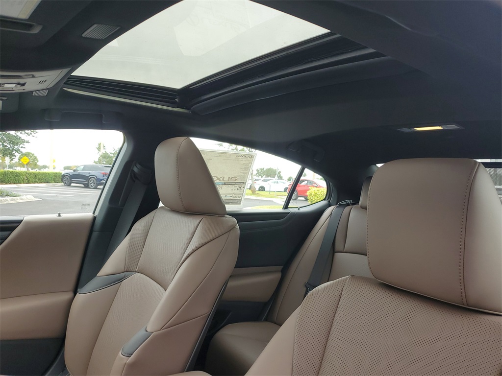 new 2025 Lexus ES car, priced at $50,289