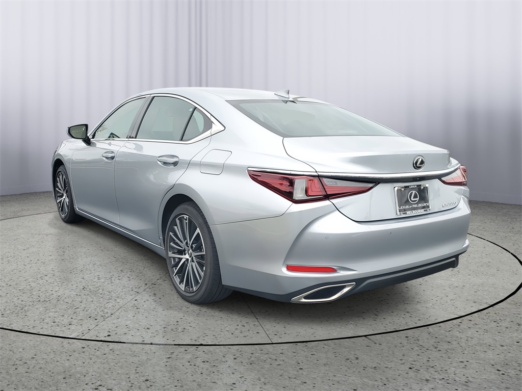 new 2025 Lexus ES car, priced at $50,289