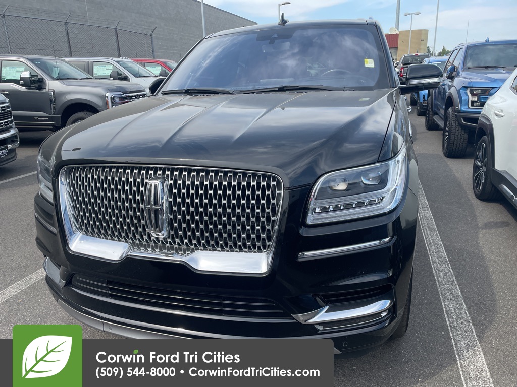 used 2018 Lincoln Navigator car, priced at $33,999