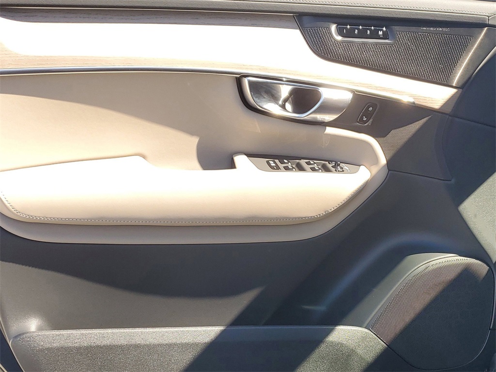 new 2026 Volvo XC90 car, priced at $67,760