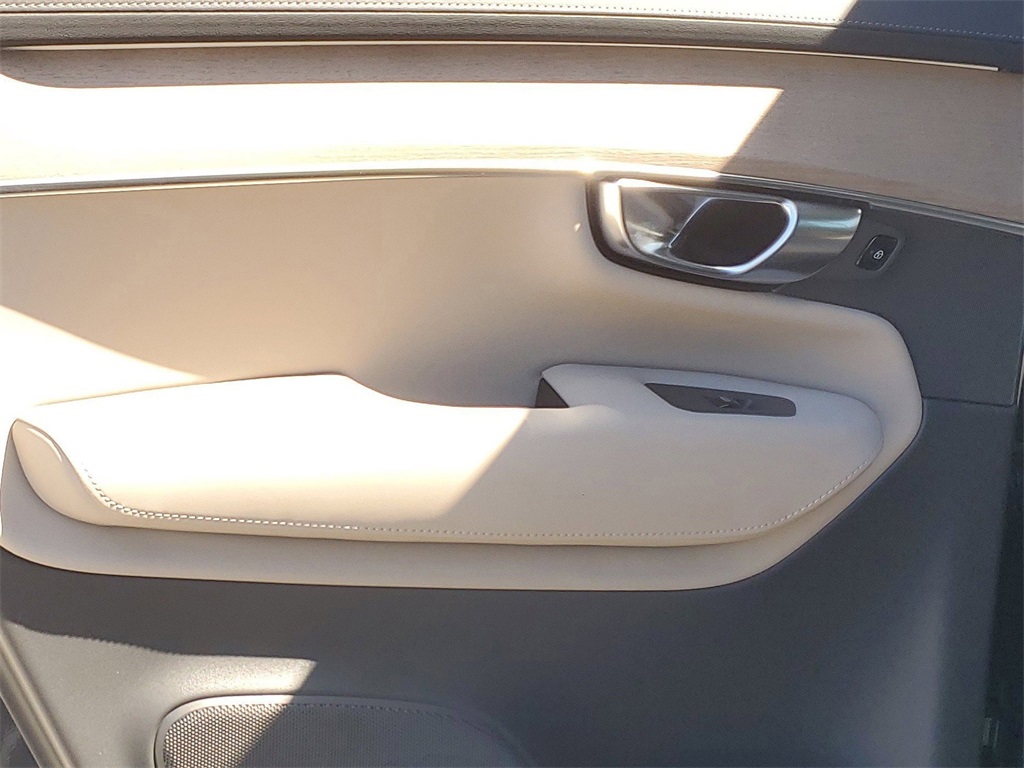 new 2026 Volvo XC90 car, priced at $67,760