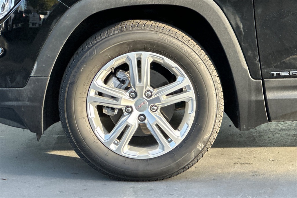 used 2024 GMC Terrain car, priced at $24,938