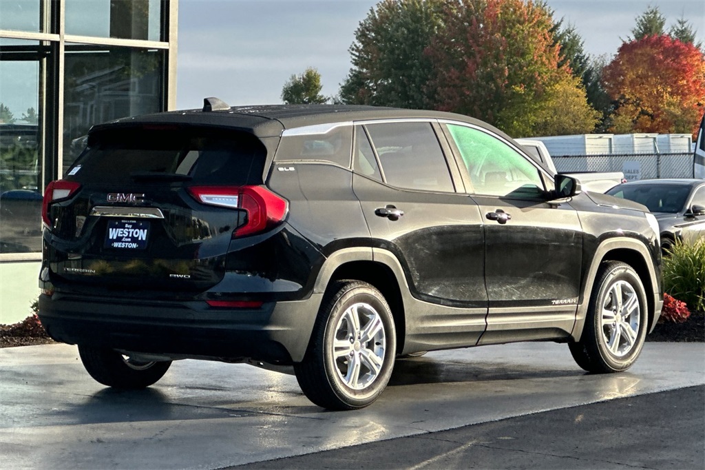 used 2024 GMC Terrain car, priced at $24,938