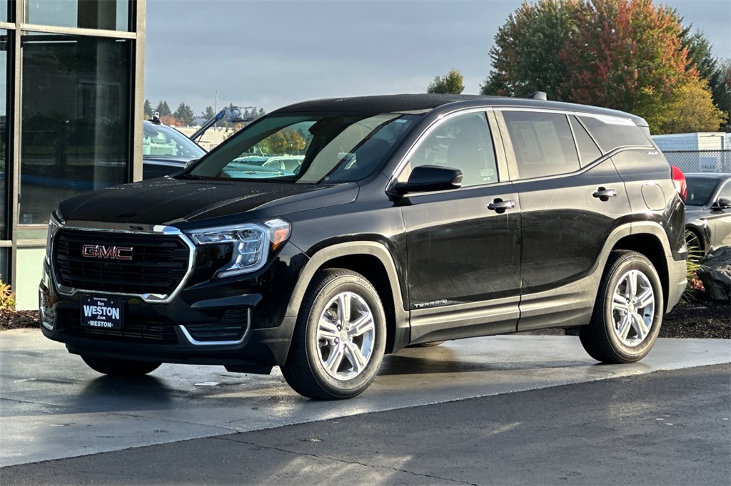 used 2024 GMC Terrain car, priced at $24,938