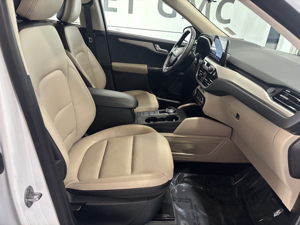 used 2020 Ford Escape car, priced at $15,547