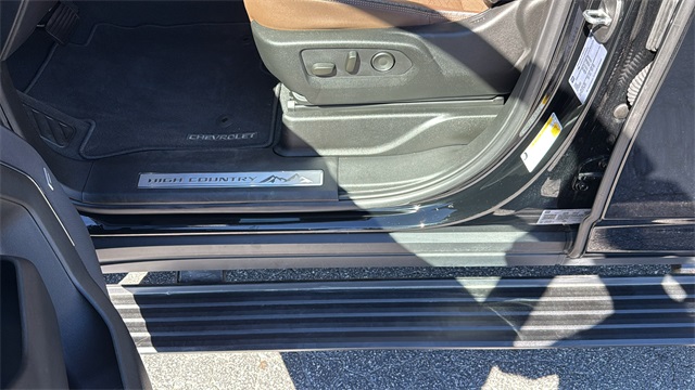 used 2024 Chevrolet Tahoe car, priced at $79,998