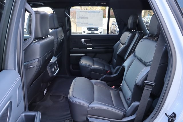 new 2025 Ford Expedition car, priced at $85,155