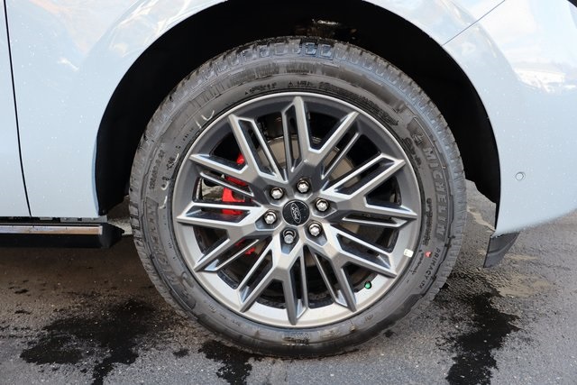 new 2025 Ford Expedition car, priced at $85,155