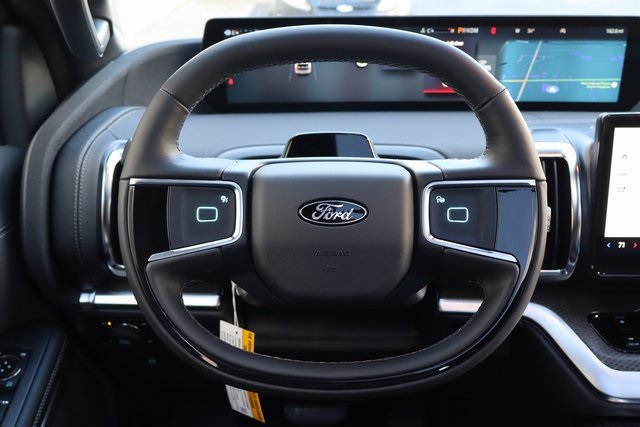 new 2025 Ford Expedition car, priced at $85,155