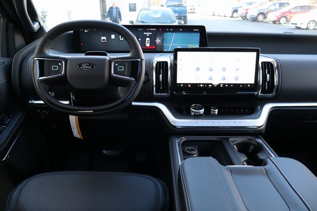 new 2025 Ford Expedition car, priced at $85,155