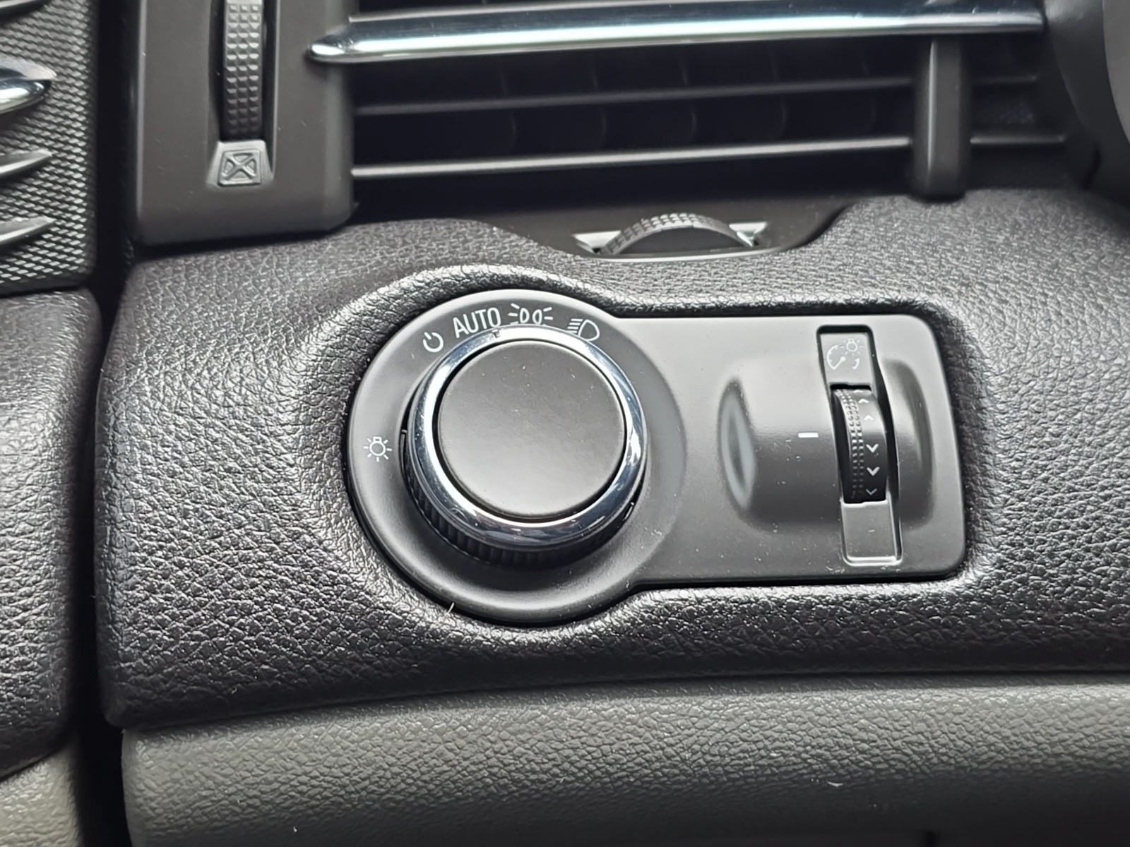 used 2016 Chevrolet Malibu Limited car, priced at $7,200