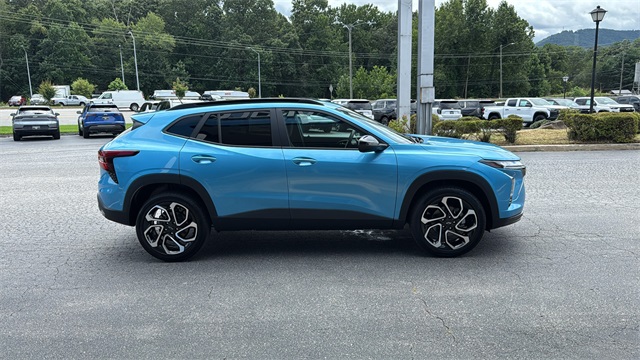 new 2025 Chevrolet Trax car, priced at $26,570