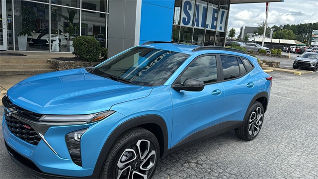 new 2025 Chevrolet Trax car, priced at $26,570