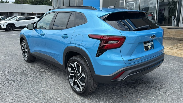 new 2025 Chevrolet Trax car, priced at $26,570