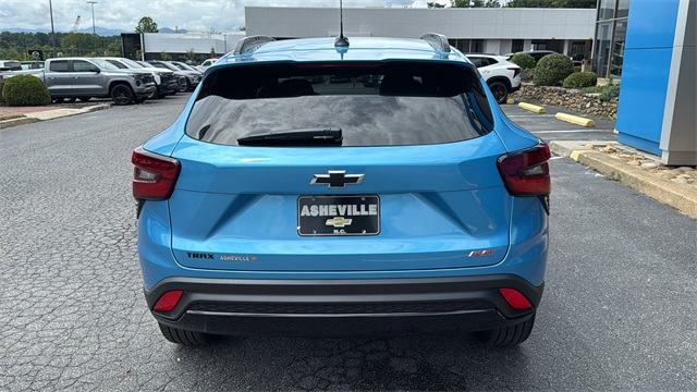 new 2025 Chevrolet Trax car, priced at $26,570