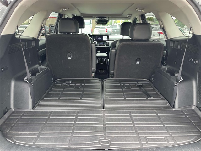 used 2023 Kia Sorento car, priced at $31,888