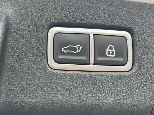 used 2023 Kia Sorento car, priced at $31,888