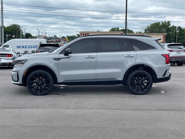 used 2023 Kia Sorento car, priced at $31,888