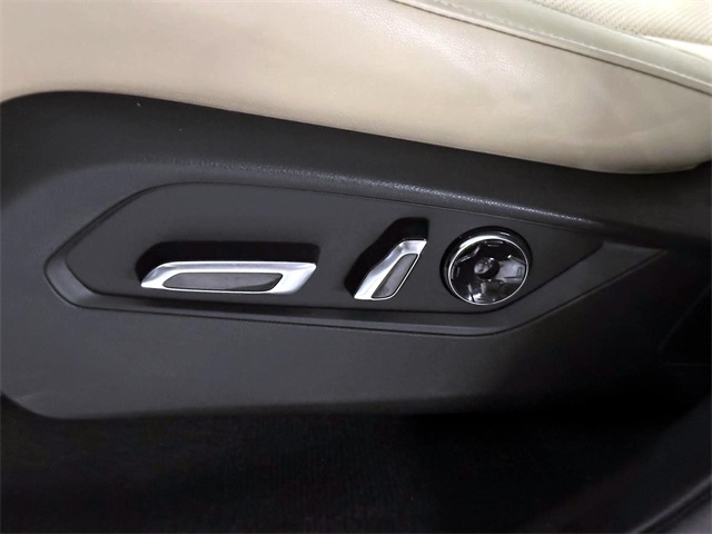 used 2023 Acura MDX car, priced at $41,519