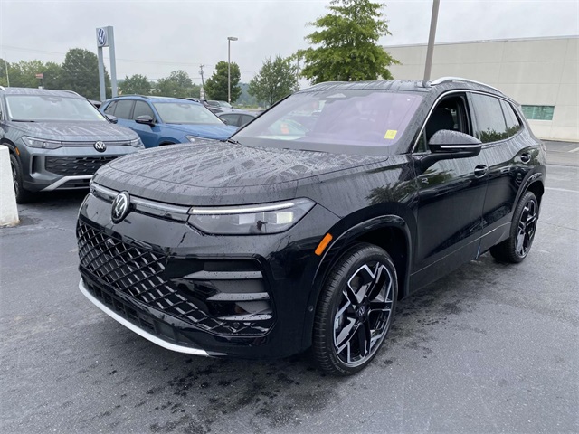 new 2025 Volkswagen Tiguan car, priced at $43,036