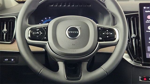 new 2025 Volvo XC90 Plug-In Hybrid car, priced at $78,805