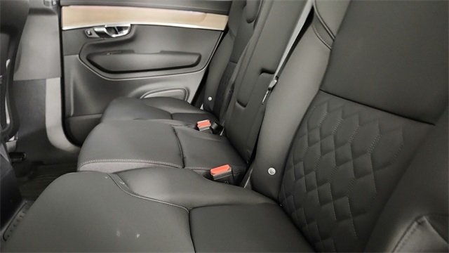 new 2025 Volvo XC90 Plug-In Hybrid car, priced at $78,805