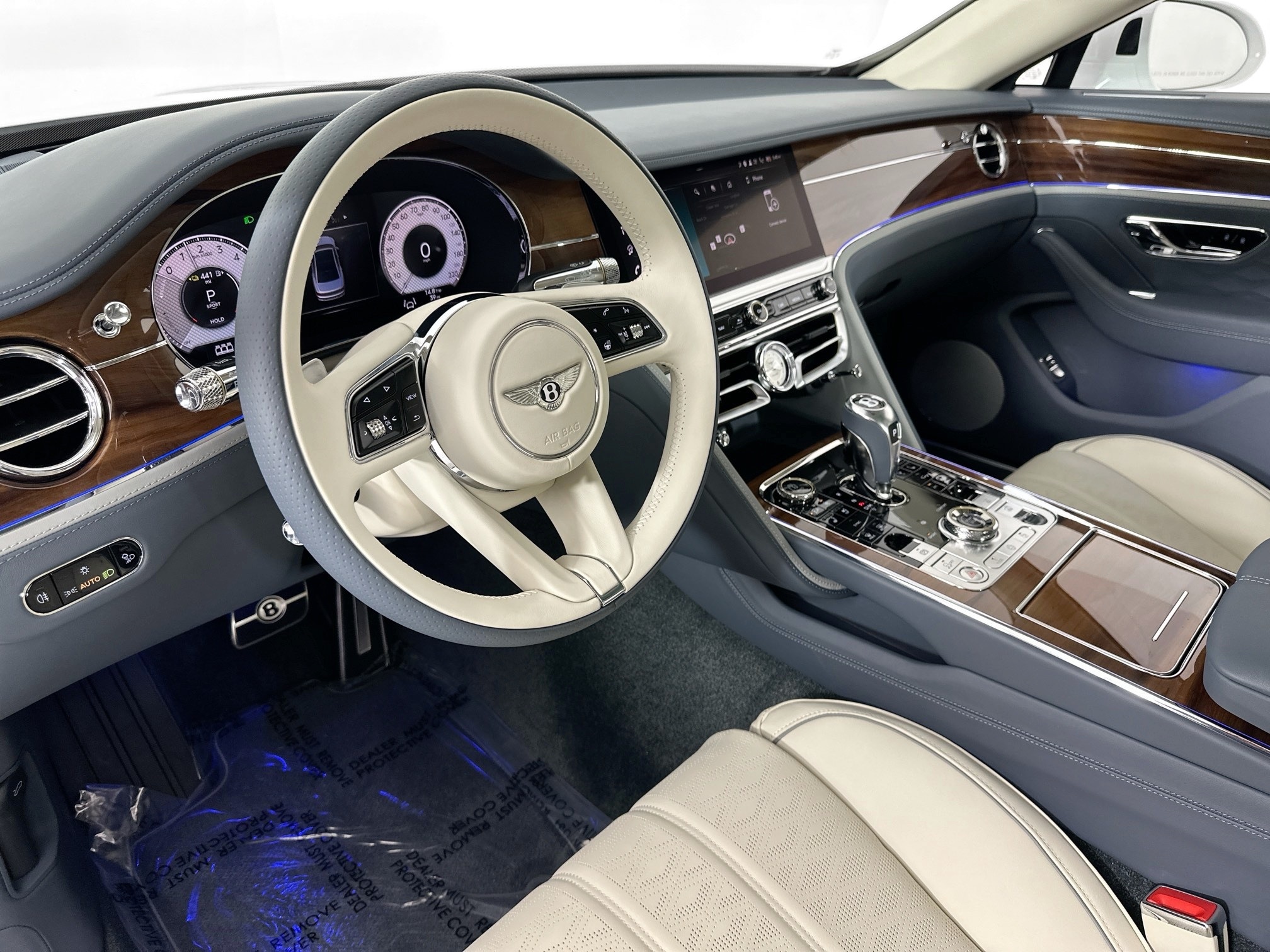 new 2025 Bentley Flying Spur car