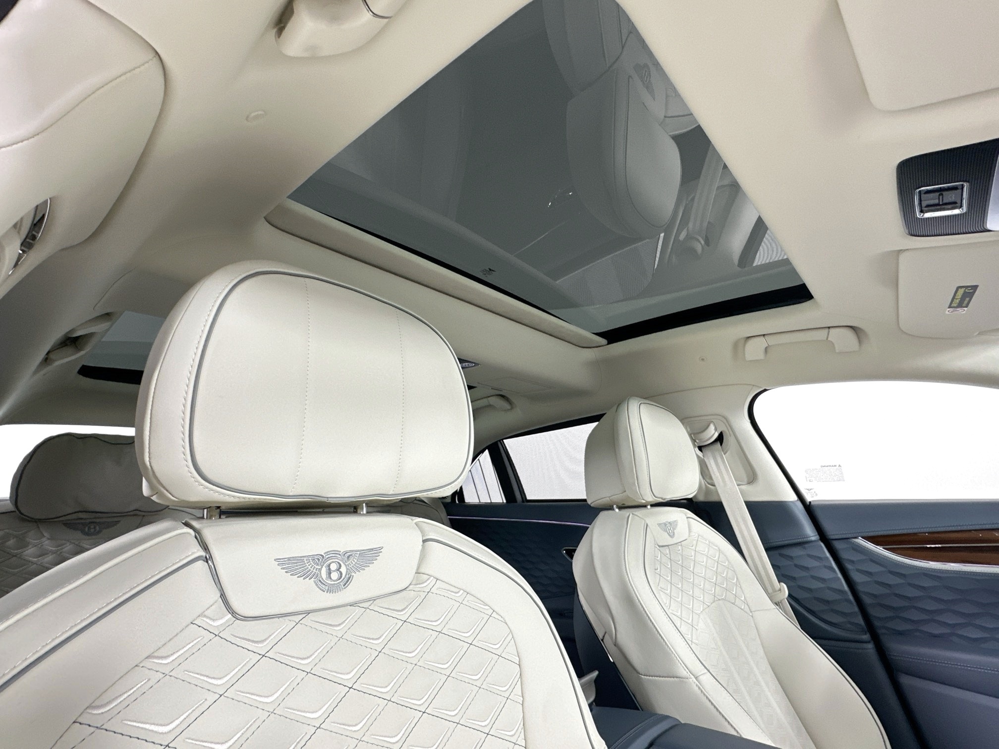new 2025 Bentley Flying Spur car