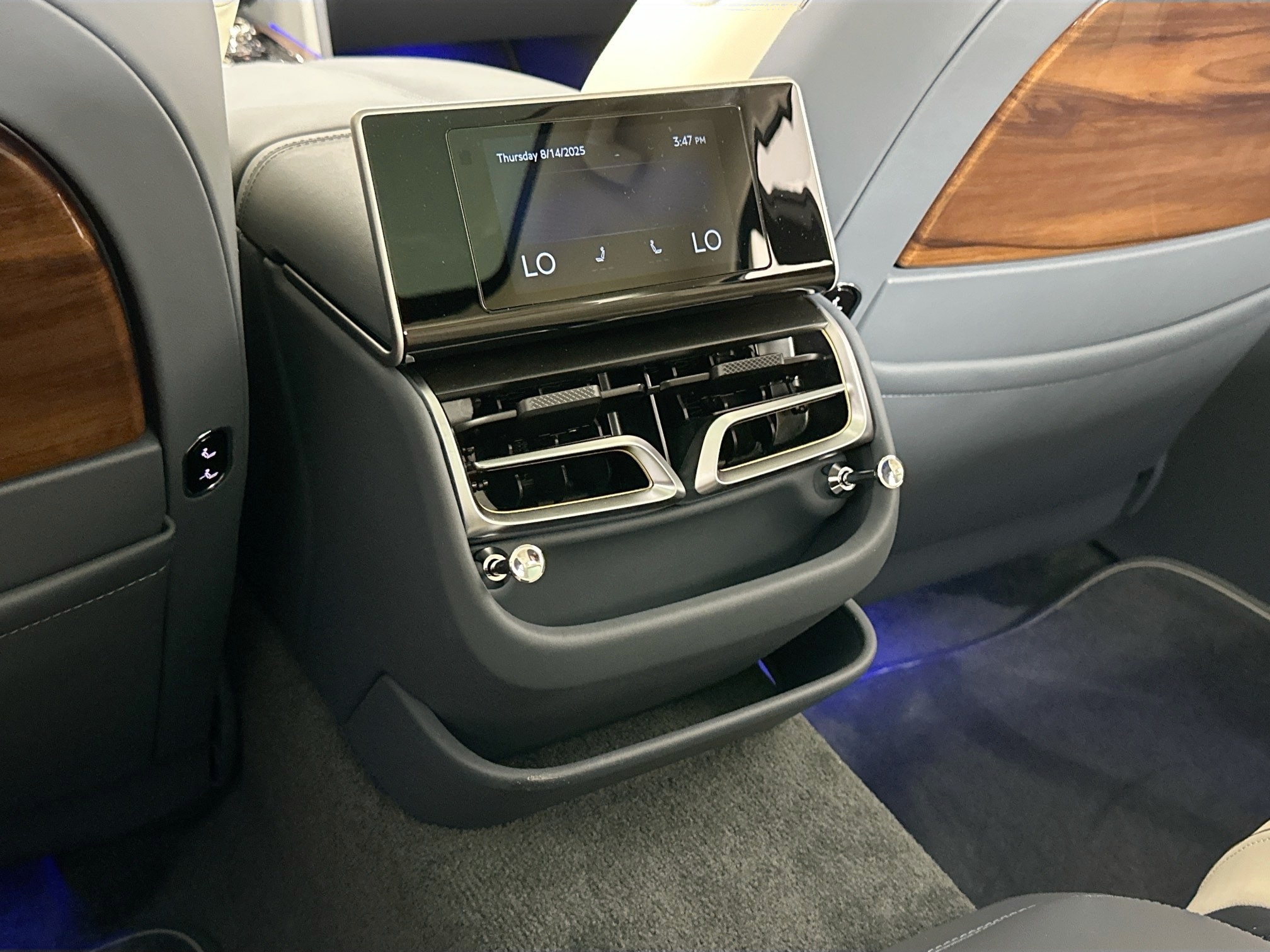new 2025 Bentley Flying Spur car