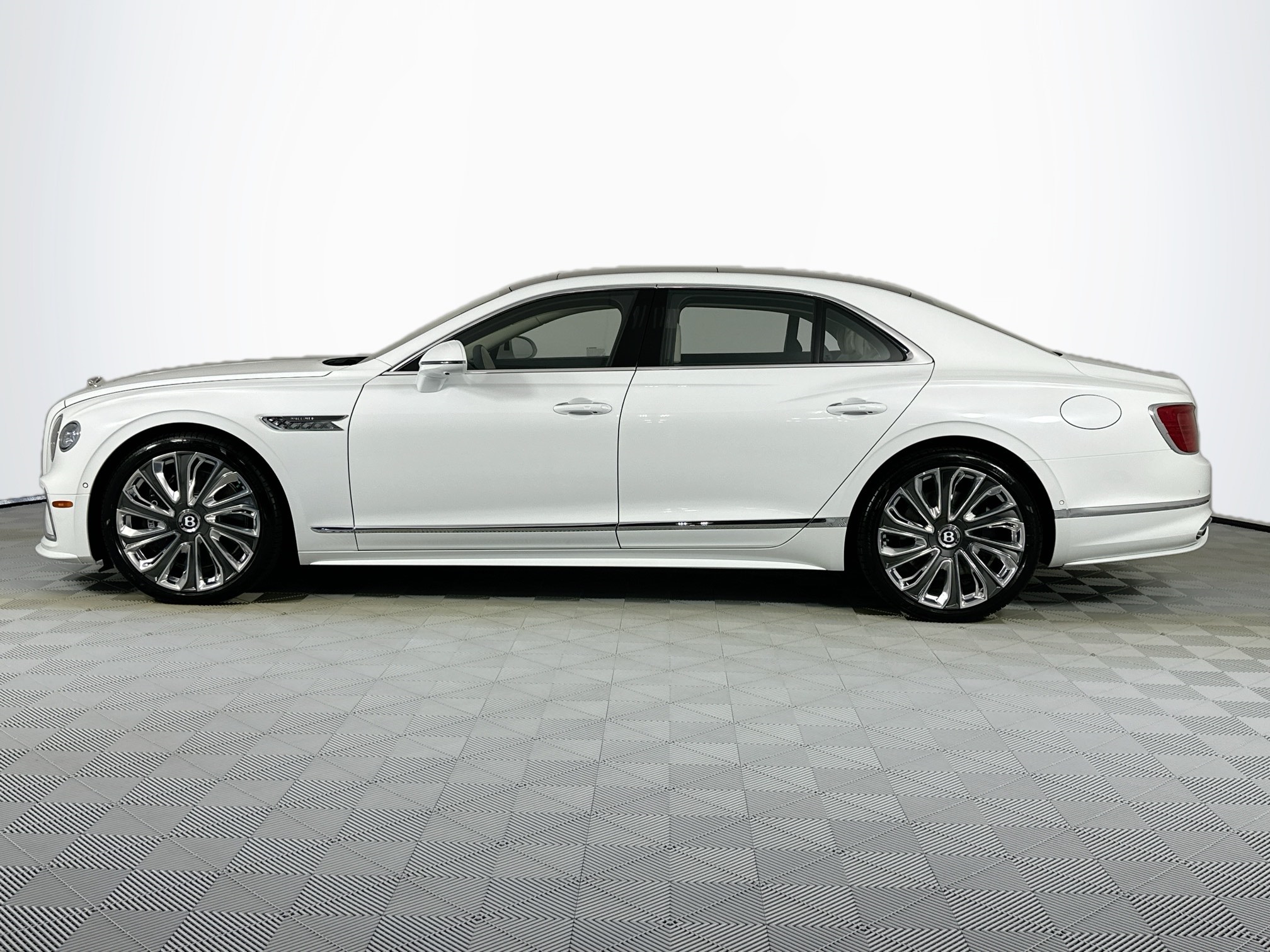 new 2025 Bentley Flying Spur car