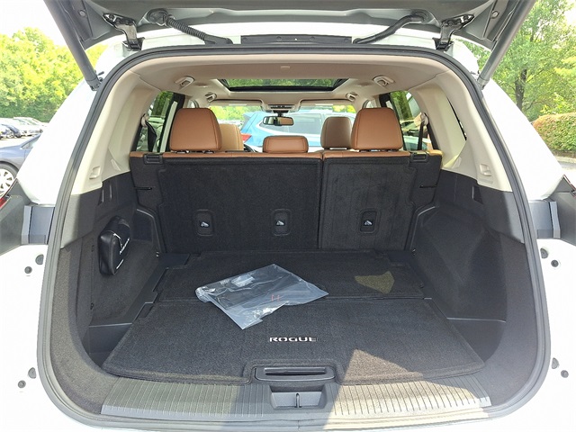 used 2024 Nissan Rogue car, priced at $34,497