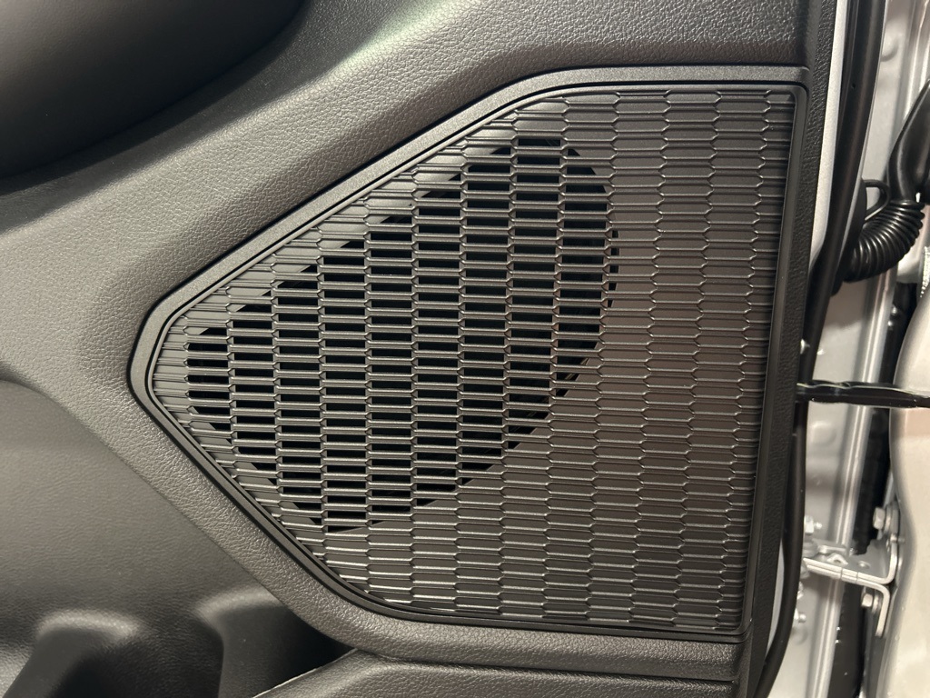 new 2025 Jeep Grand Cherokee car, priced at $49,370