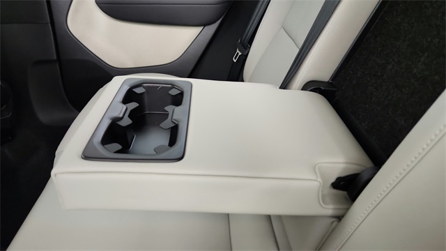 new 2026 Volvo XC40 car, priced at $50,150