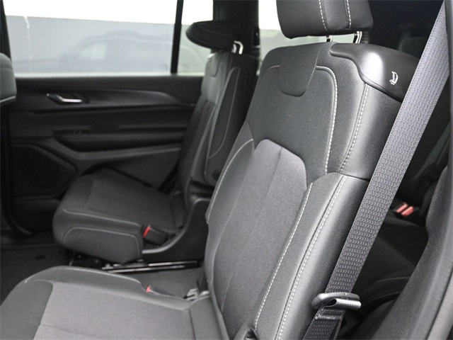 new 2025 Jeep Grand Cherokee L car, priced at $43,920