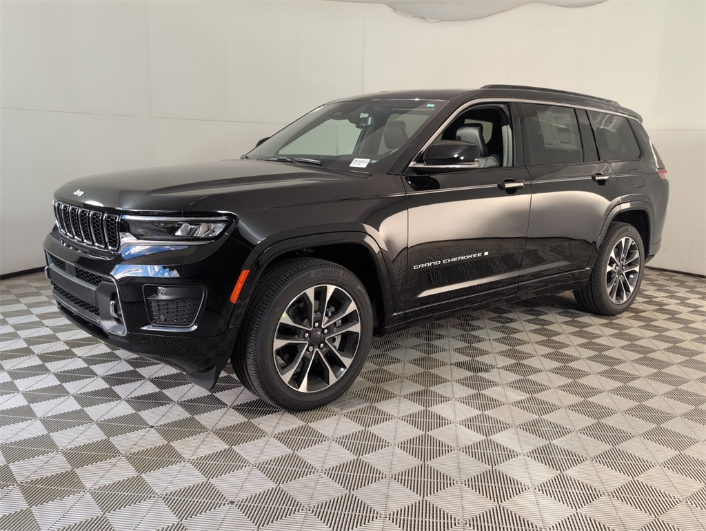 new 2025 Jeep Grand Cherokee L car, priced at $64,370