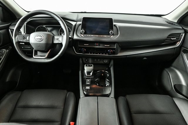used 2025 Nissan Rogue car, priced at $25,900