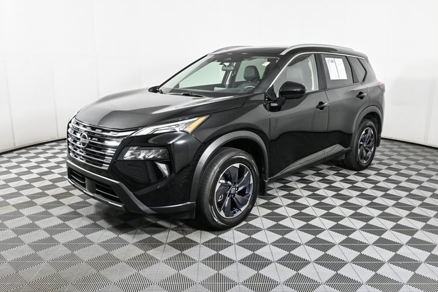 used 2025 Nissan Rogue car, priced at $25,900
