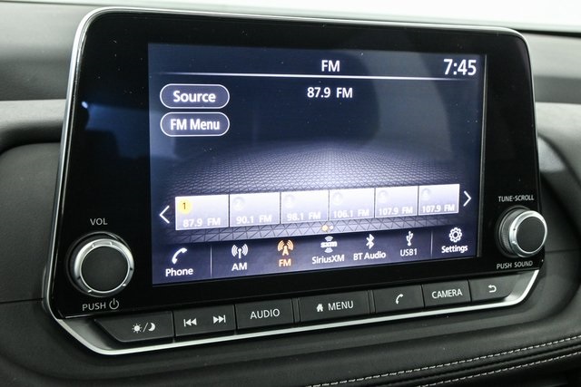 used 2025 Nissan Rogue car, priced at $25,900