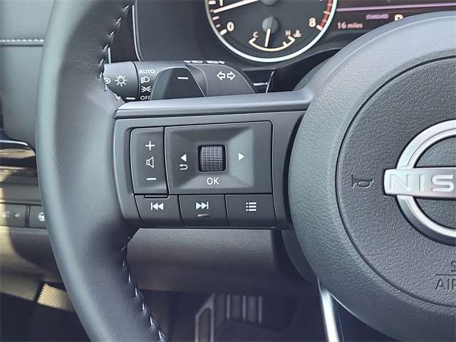 new 2025 Nissan Pathfinder car, priced at $43,945