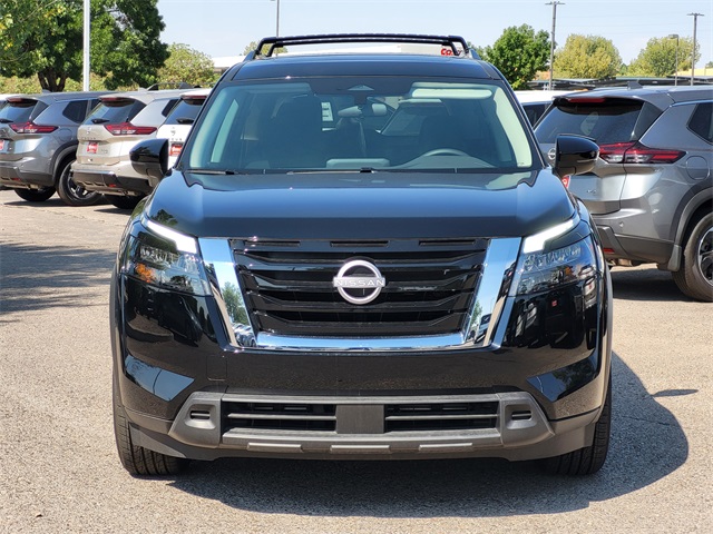 new 2025 Nissan Pathfinder car, priced at $43,945
