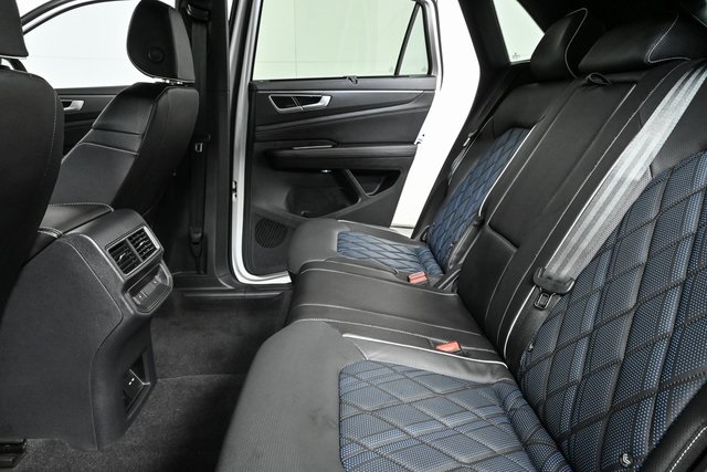 new 2025 Volkswagen Atlas Cross Sport car, priced at $54,592