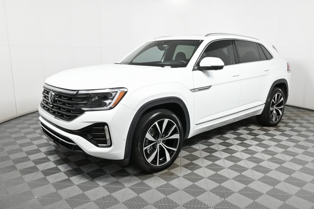 new 2025 Volkswagen Atlas Cross Sport car, priced at $54,592