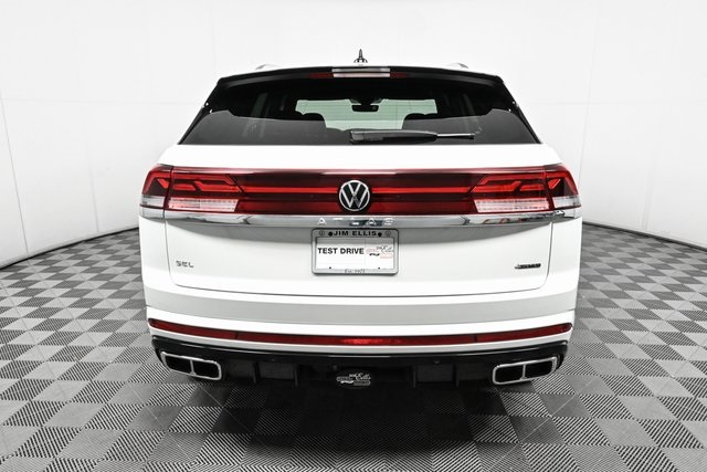new 2025 Volkswagen Atlas Cross Sport car, priced at $54,592