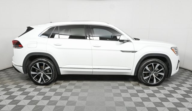 new 2025 Volkswagen Atlas Cross Sport car, priced at $54,592